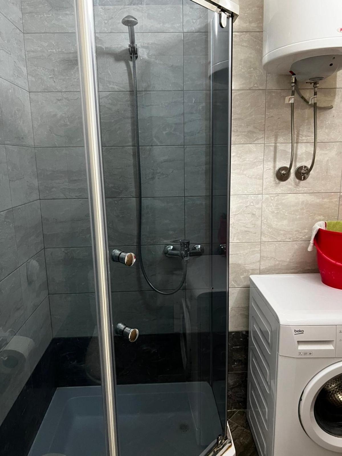 Appartement Blini Complex à Pristina Extérieur photo