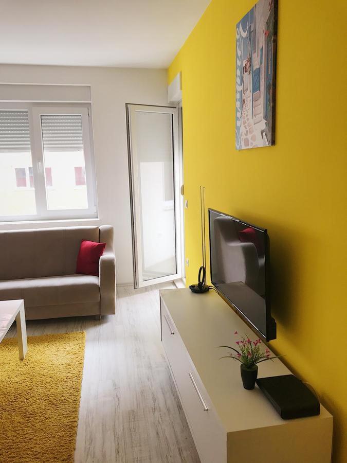 Appartement Blini Complex à Pristina Extérieur photo