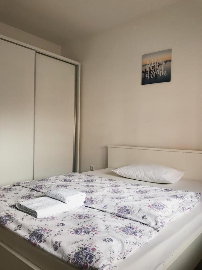 Appartement Blini Complex à Pristina Extérieur photo