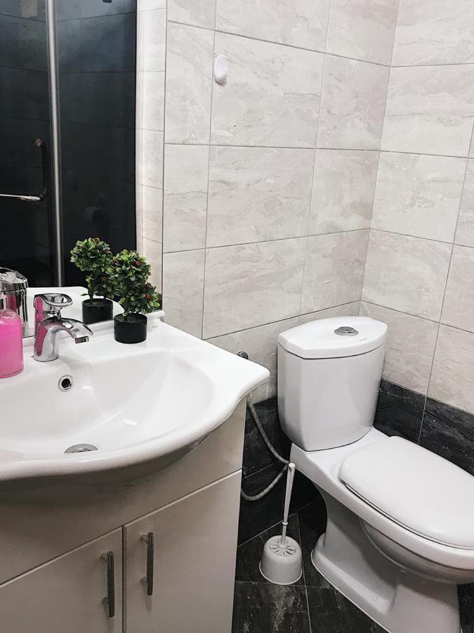 Appartement Blini Complex à Pristina Extérieur photo