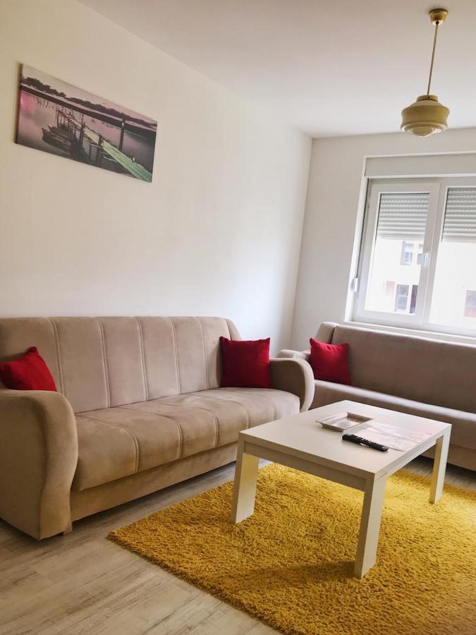 Appartement Blini Complex à Pristina Extérieur photo
